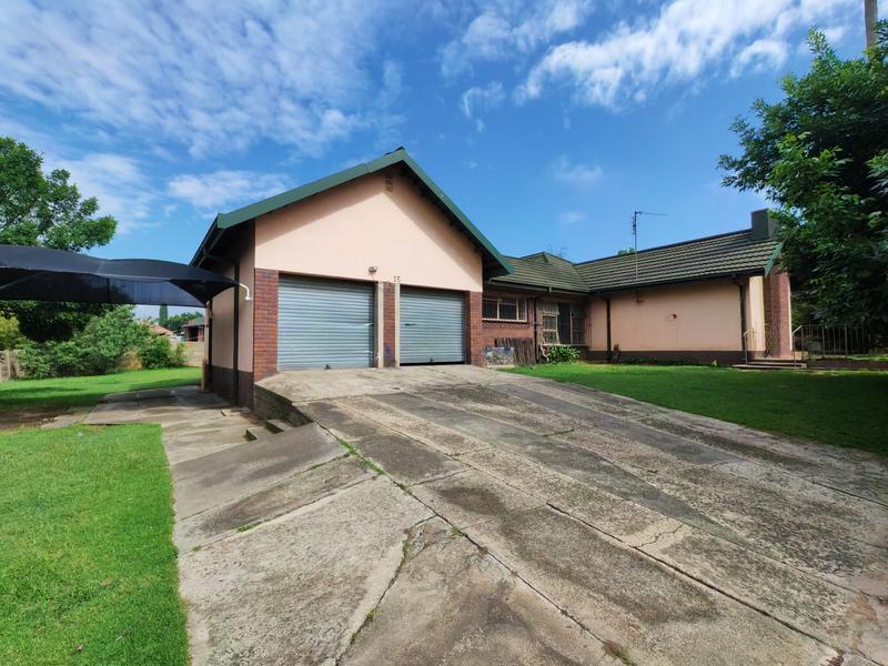 3 Bedroom Property for Sale in Ermelo Mpumalanga