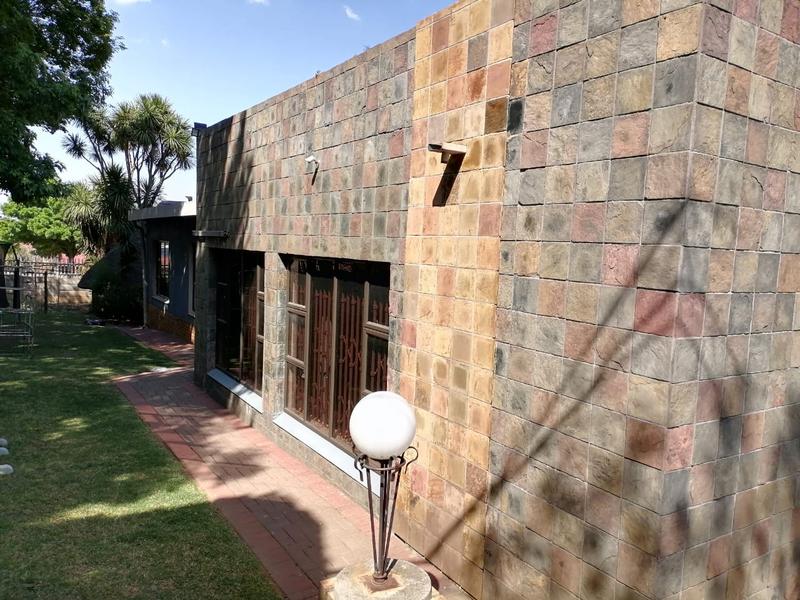 5 Bedroom Property for Sale in De Bruinpark Mpumalanga