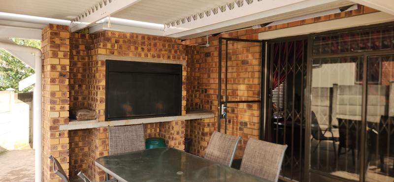 5 Bedroom Property for Sale in Secunda Mpumalanga