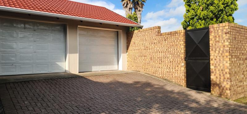 5 Bedroom Property for Sale in Secunda Mpumalanga