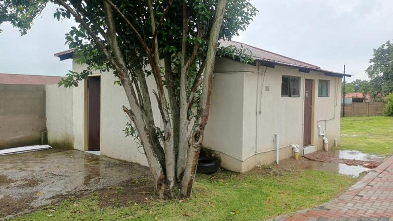 8 Bedroom Property for Sale in De Bruinpark Mpumalanga
