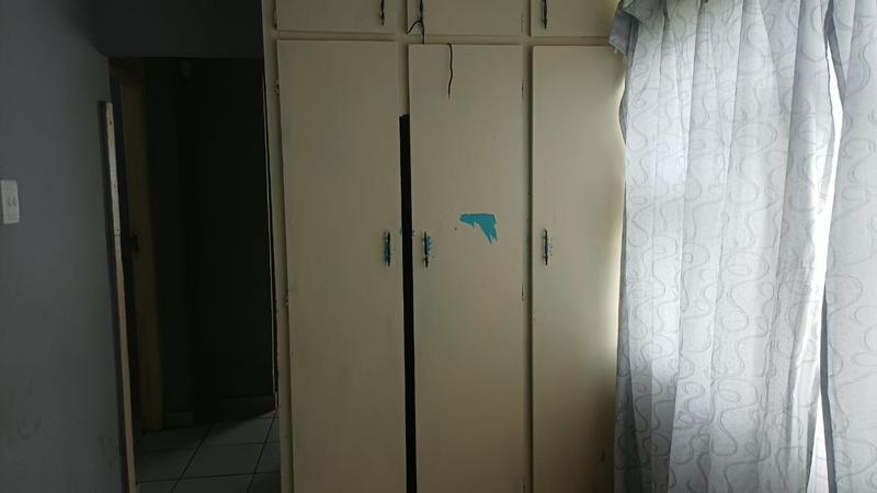 8 Bedroom Property for Sale in De Bruinpark Mpumalanga