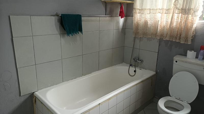 8 Bedroom Property for Sale in De Bruinpark Mpumalanga