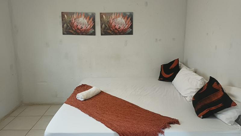 8 Bedroom Property for Sale in De Bruinpark Mpumalanga