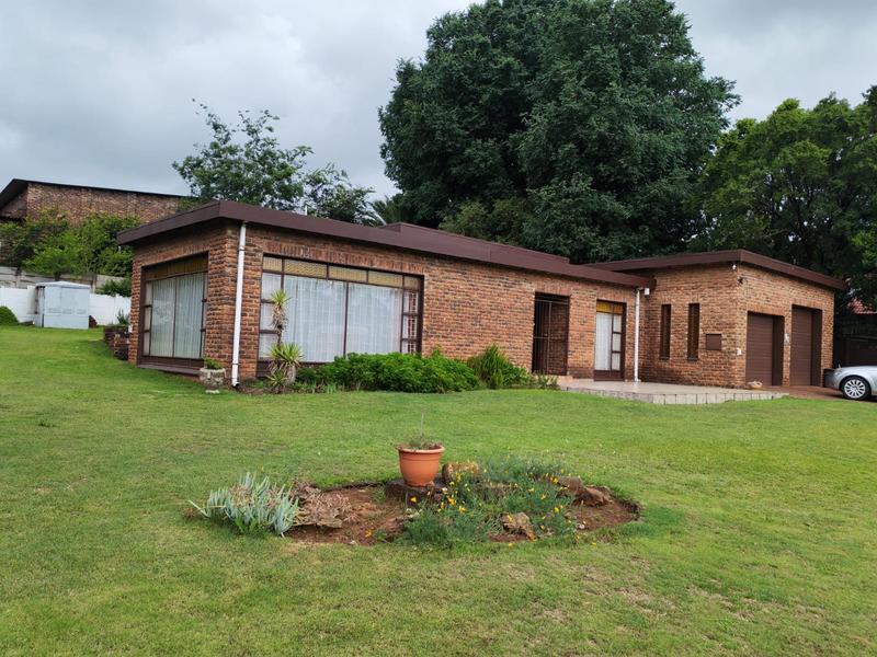 3 Bedroom Property for Sale in Ermelo Mpumalanga