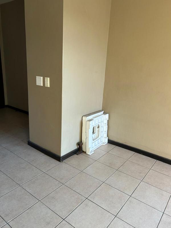 1 Bedroom Property for Sale in Witbank Mpumalanga