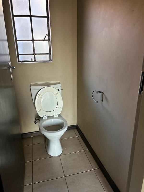 1 Bedroom Property for Sale in Witbank Mpumalanga