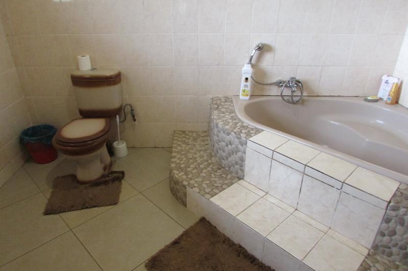 4 Bedroom Property for Sale in White River Ext 49 Mpumalanga