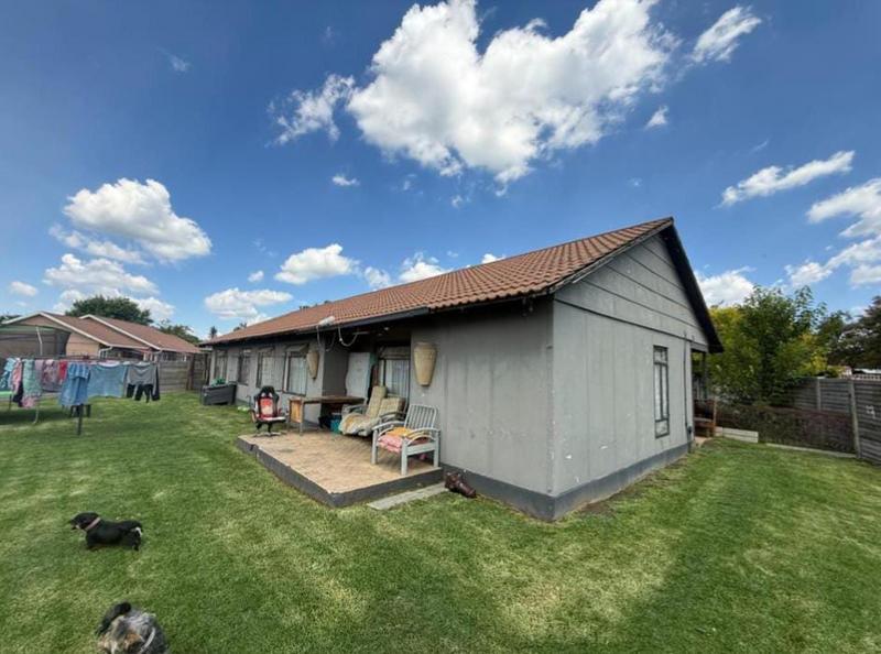 9 Bedroom Property for Sale in Secunda Mpumalanga