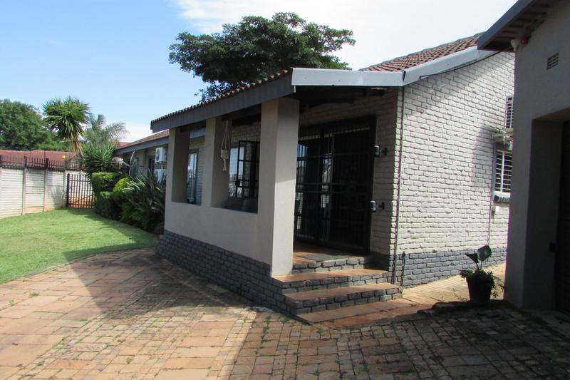 3 Bedroom Property for Sale in Kingsview Mpumalanga