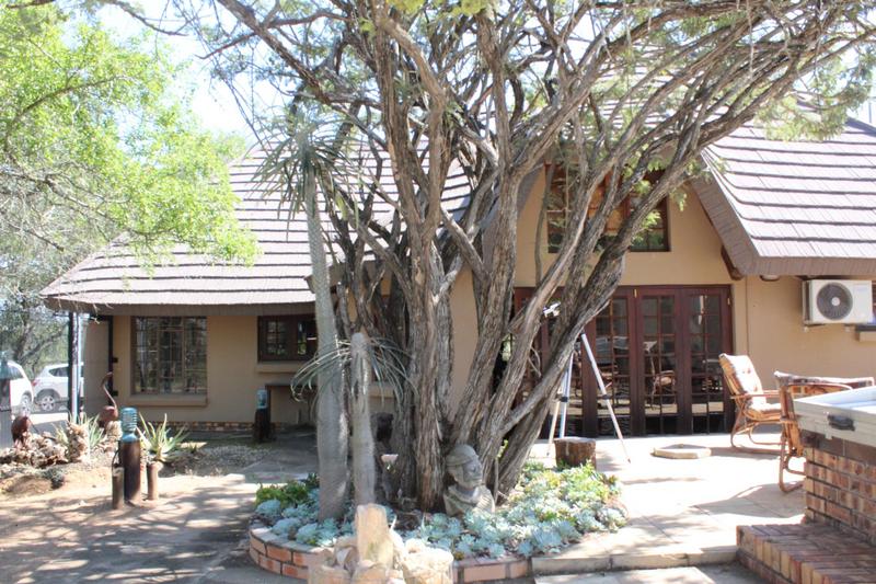 5 Bedroom Property for Sale in Marloth Park Mpumalanga