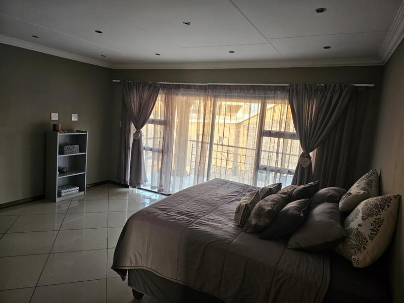 To Let 5 Bedroom Property for Rent in Lydenburg Mpumalanga