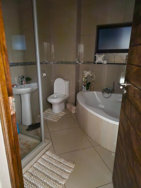 To Let 5 Bedroom Property for Rent in Lydenburg Mpumalanga