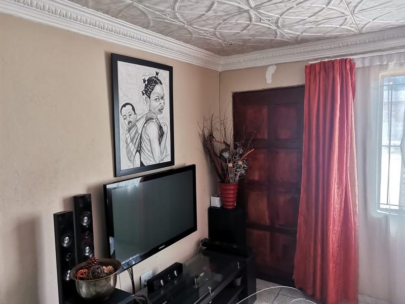 2 Bedroom Property for Sale in Tekwane Mpumalanga