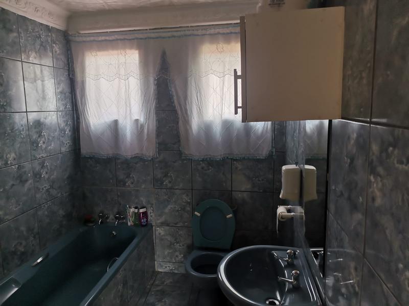 2 Bedroom Property for Sale in Tekwane Mpumalanga