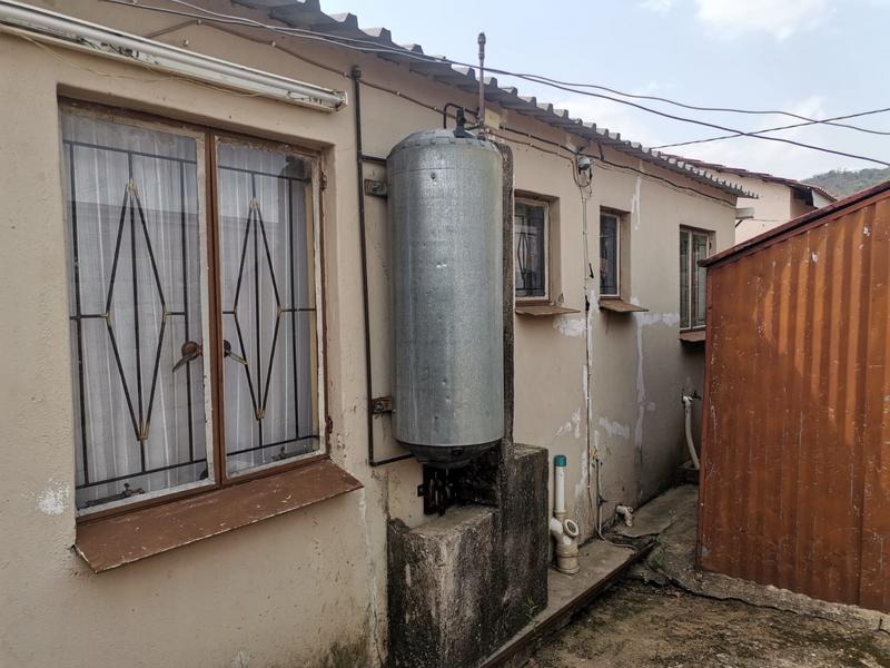 2 Bedroom Property for Sale in Tekwane Mpumalanga