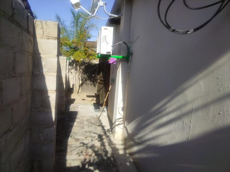 2 Bedroom Property for Sale in Tekwane Mpumalanga