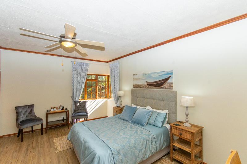 8 Bedroom Property for Sale in White River Estates Mpumalanga