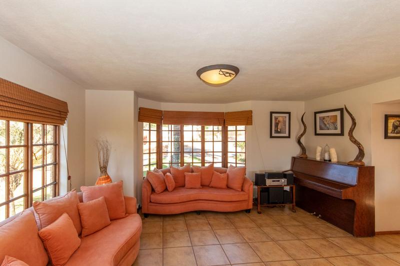 8 Bedroom Property for Sale in White River Estates Mpumalanga