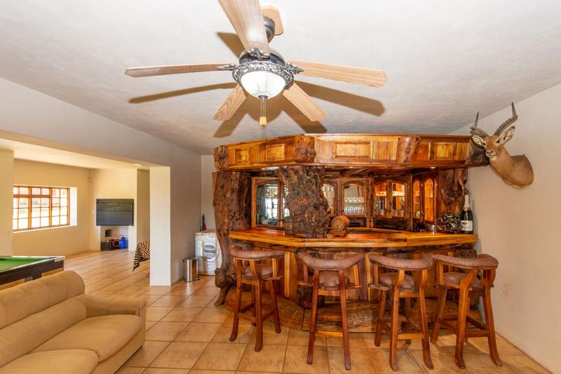 8 Bedroom Property for Sale in White River Estates Mpumalanga