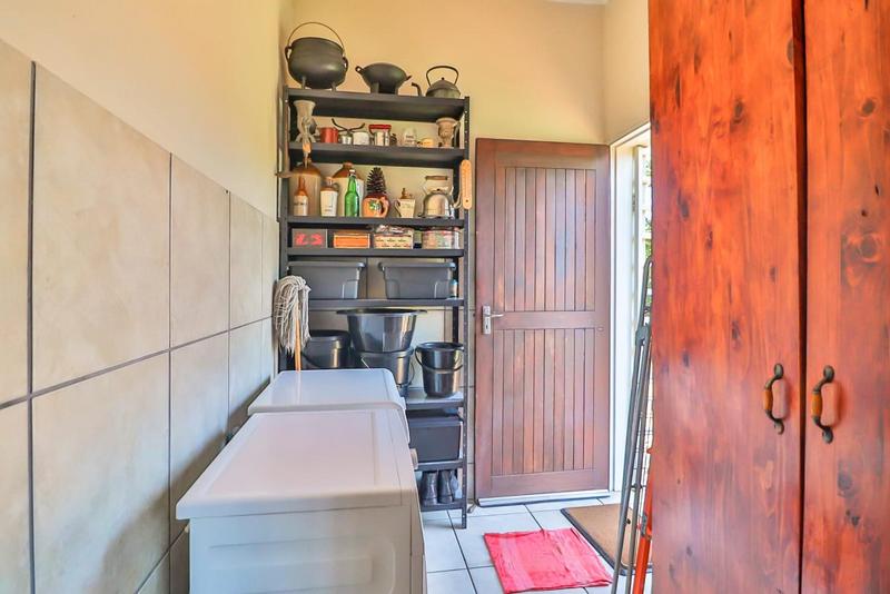 8 Bedroom Property for Sale in White River Estates Mpumalanga