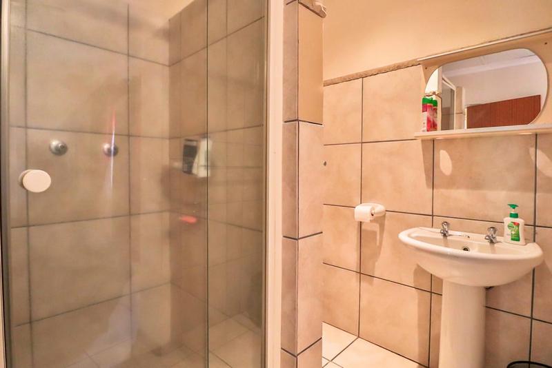 8 Bedroom Property for Sale in White River Estates Mpumalanga