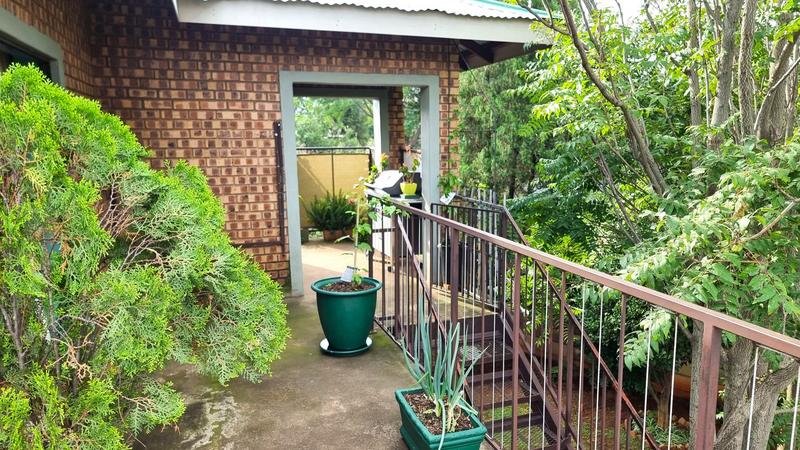 6 Bedroom Property for Sale in Middelburg Central Mpumalanga