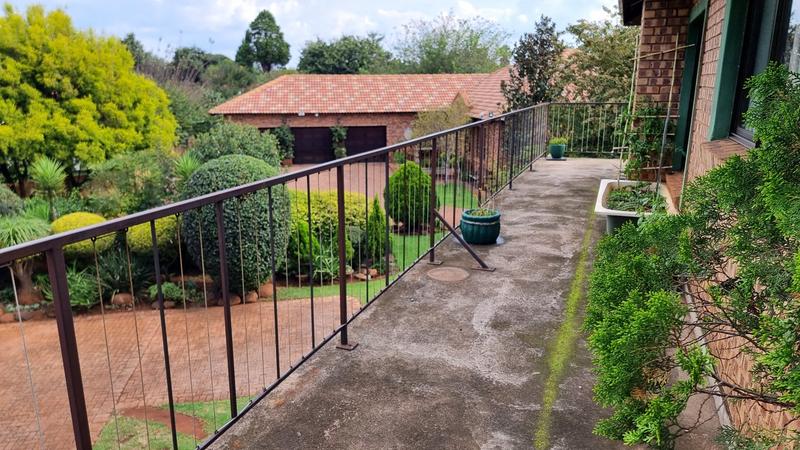 6 Bedroom Property for Sale in Middelburg Central Mpumalanga
