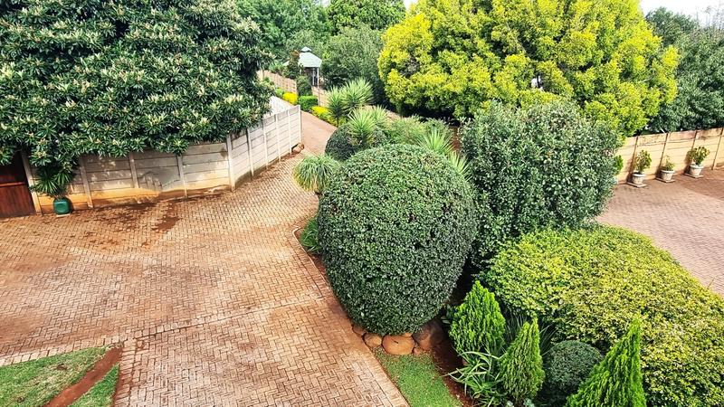 6 Bedroom Property for Sale in Middelburg Central Mpumalanga