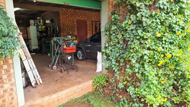 6 Bedroom Property for Sale in Middelburg Central Mpumalanga