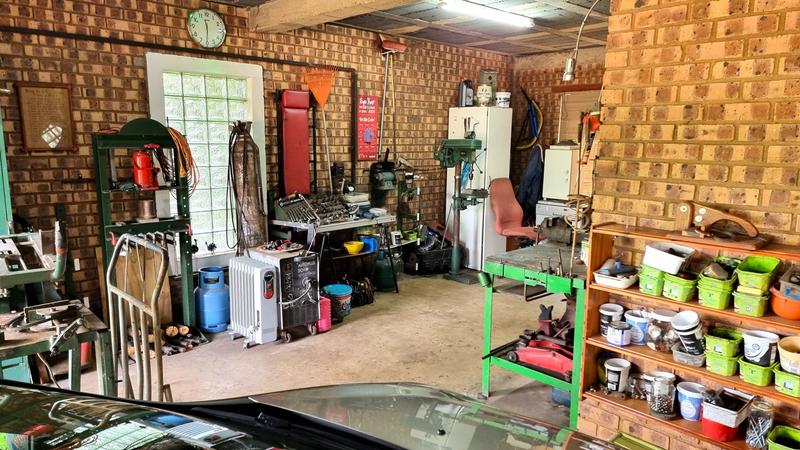 6 Bedroom Property for Sale in Middelburg Central Mpumalanga