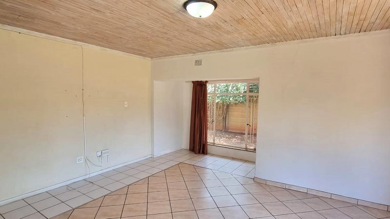 6 Bedroom Property for Sale in Middelburg Central Mpumalanga