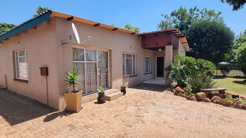 6 Bedroom Property for Sale in Middelburg Central Mpumalanga