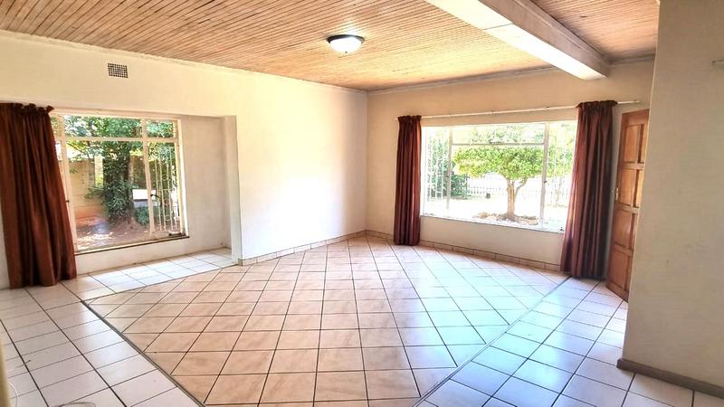 6 Bedroom Property for Sale in Middelburg Central Mpumalanga