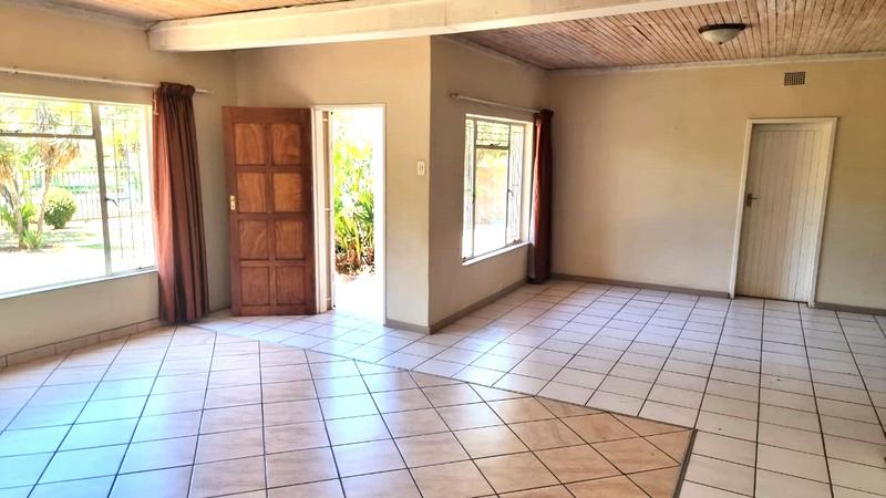 6 Bedroom Property for Sale in Middelburg Central Mpumalanga