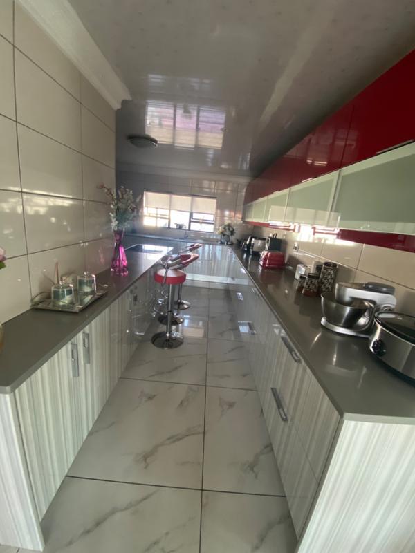 4 Bedroom Property for Sale in Aerorand Mpumalanga