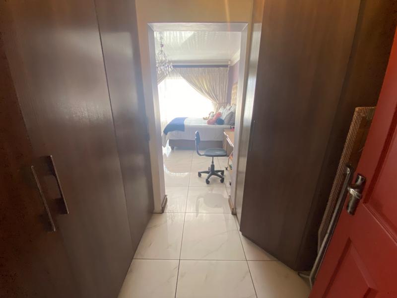 4 Bedroom Property for Sale in Aerorand Mpumalanga
