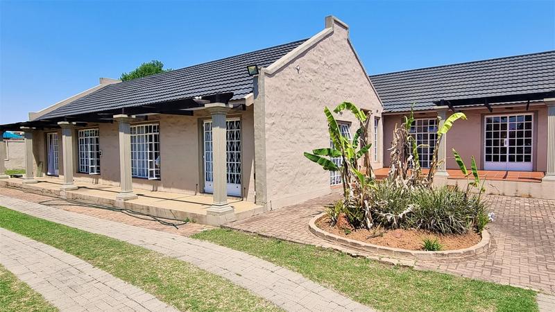 4 Bedroom Property for Sale in Middelburg Central Mpumalanga
