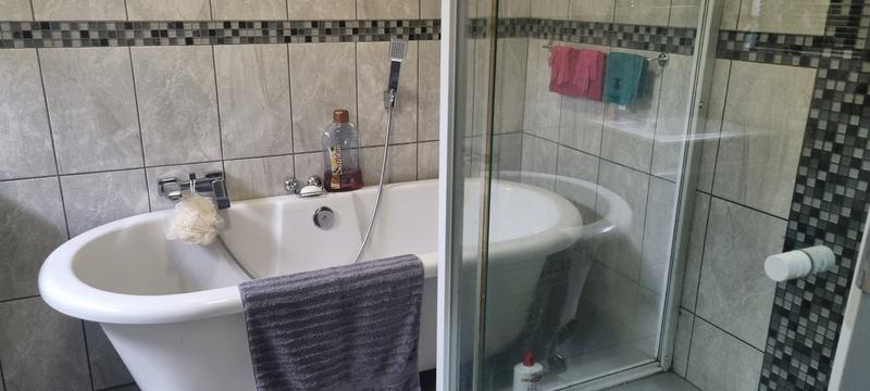 4 Bedroom Property for Sale in Gholfsig Mpumalanga