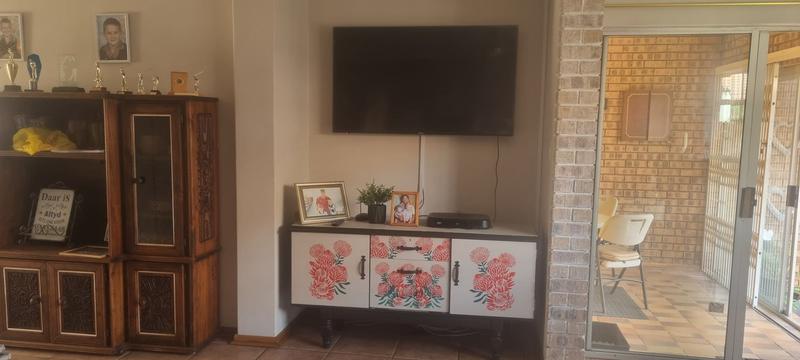 4 Bedroom Property for Sale in Middelburg Central Mpumalanga