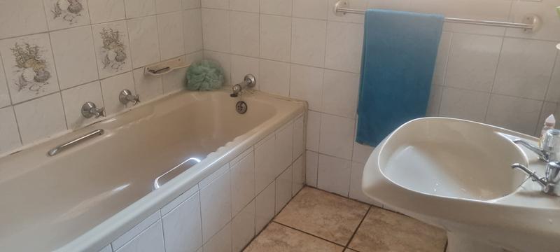 4 Bedroom Property for Sale in Middelburg Central Mpumalanga