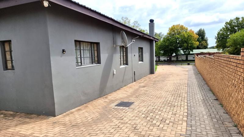 3 Bedroom Property for Sale in Middelburg Central Mpumalanga