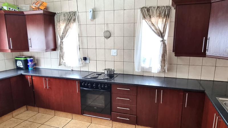 3 Bedroom Property for Sale in Middelburg Central Mpumalanga