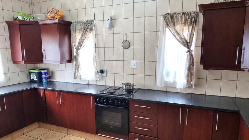 3 Bedroom Property for Sale in Middelburg Central Mpumalanga