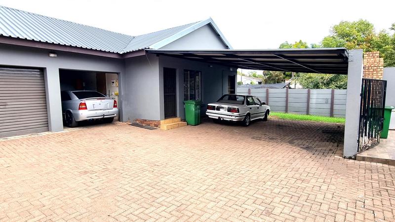 3 Bedroom Property for Sale in Middelburg Central Mpumalanga