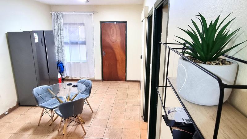 1 Bedroom Property for Sale in Middelburg Central Mpumalanga