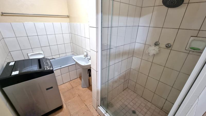 1 Bedroom Property for Sale in Middelburg Central Mpumalanga