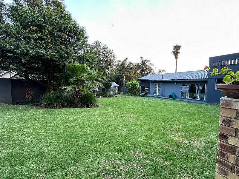 5 Bedroom Property for Sale in Gholfsig Mpumalanga