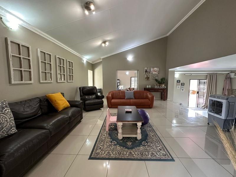 5 Bedroom Property for Sale in Gholfsig Mpumalanga
