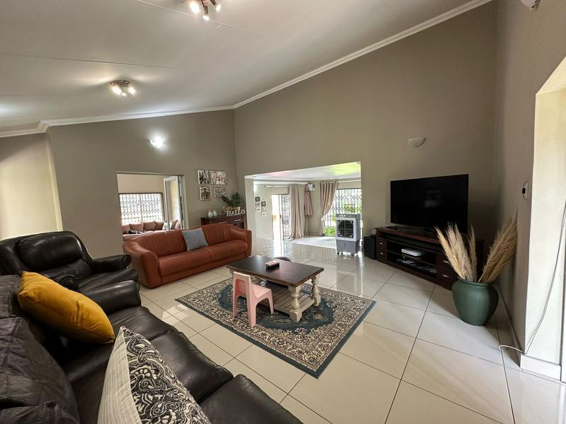 5 Bedroom Property for Sale in Gholfsig Mpumalanga